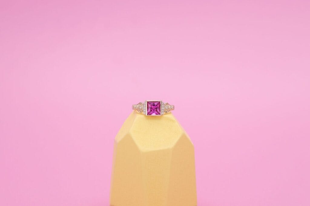 1408764 pink sapphire custome made