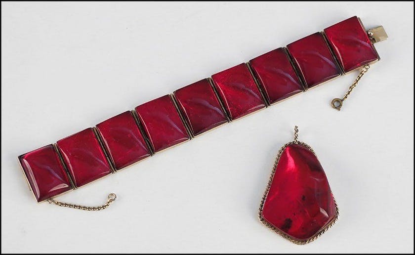 amberoid jewelry