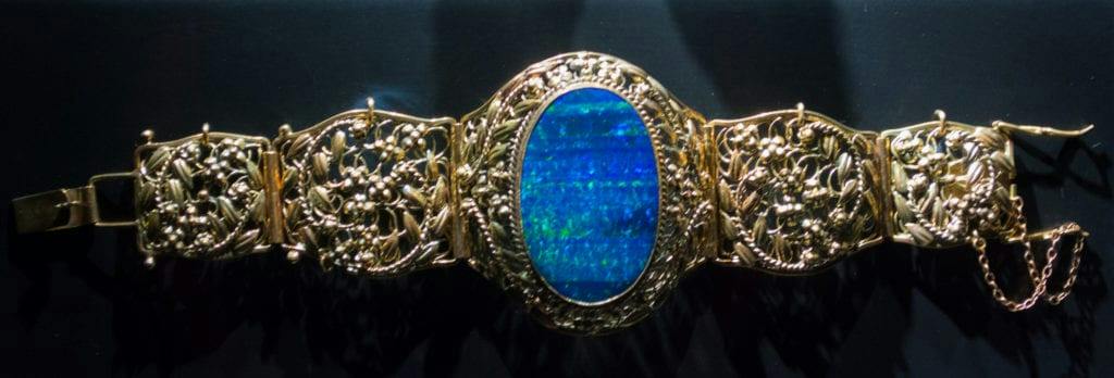 black opal bracelet - opal symbolism
