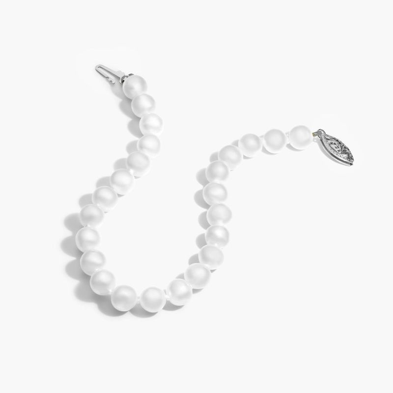 14K White Gold Freshwater Cultured Pearl Fish Clasp Bracelet (6-7 mm)