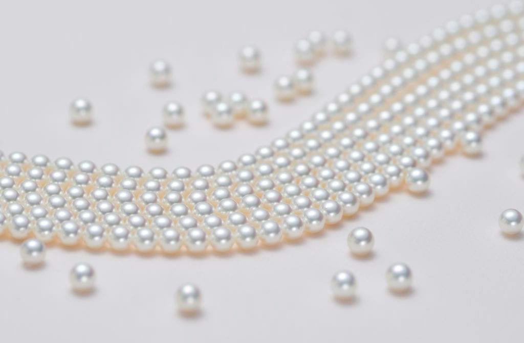 Akoya pearls with pink overtones - pearl engagement ring stones