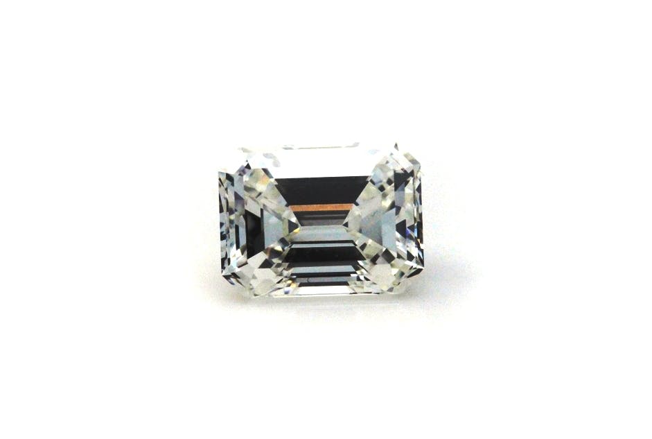 fancy gem cuts - loose emerald-cut diamond