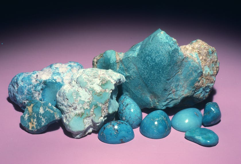 turquoises - nuggets and cabochons