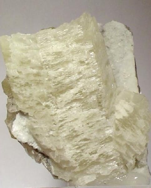 witherite and fluorite - white light
