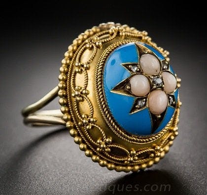 Etruscan motif – antique engagement rings
