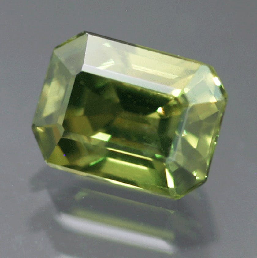 gem definition - green sapphire