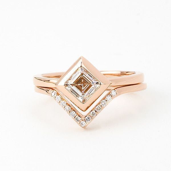 emerald & asscher cut diamonds - kite-set asscher-cut diamond engagement ring with matching band