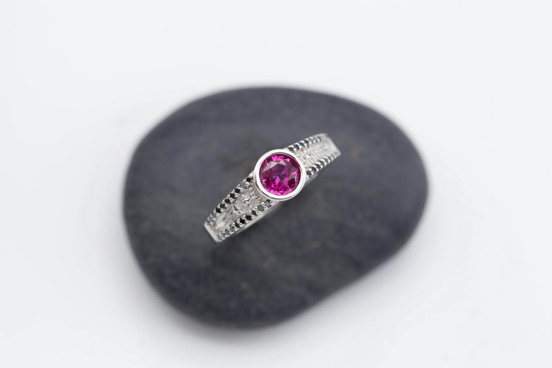 ruby & sapphire survey - mozambique ruby ring