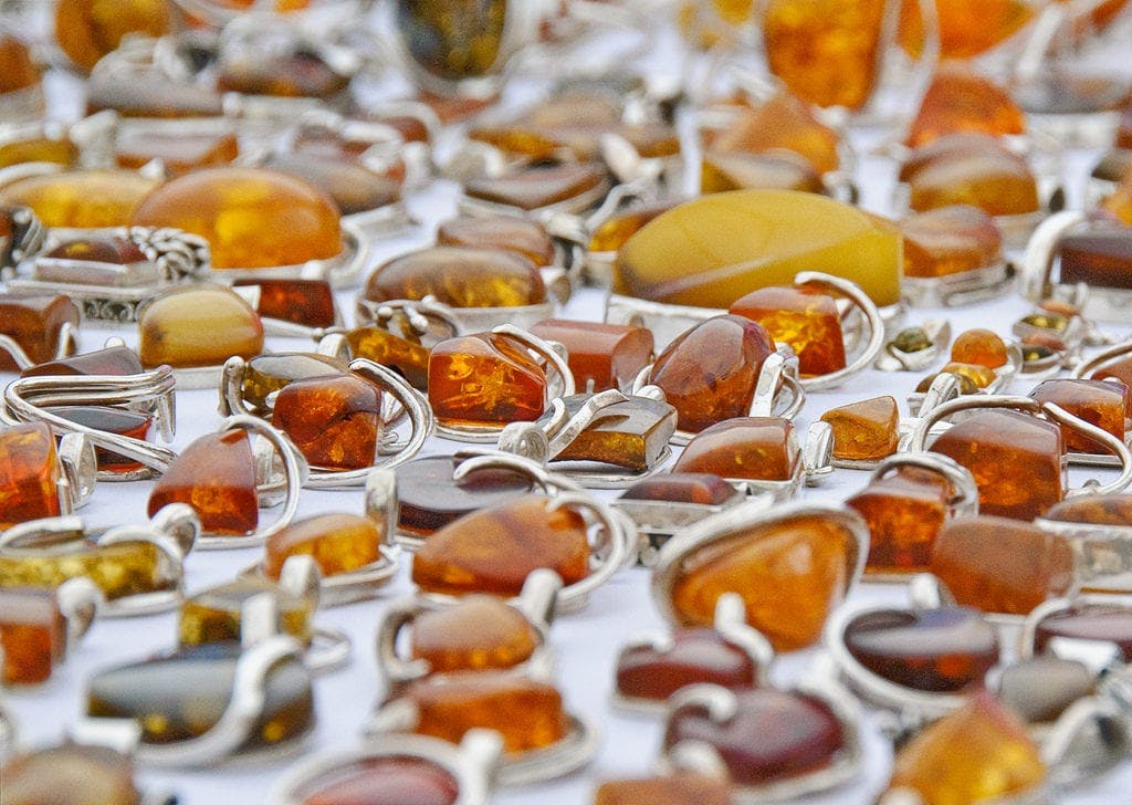 yellow gemstones - amber