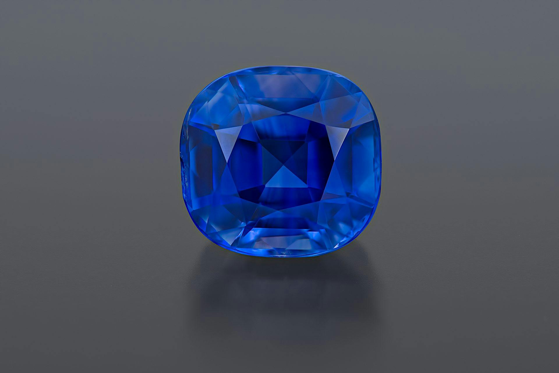 kashmir sapphire