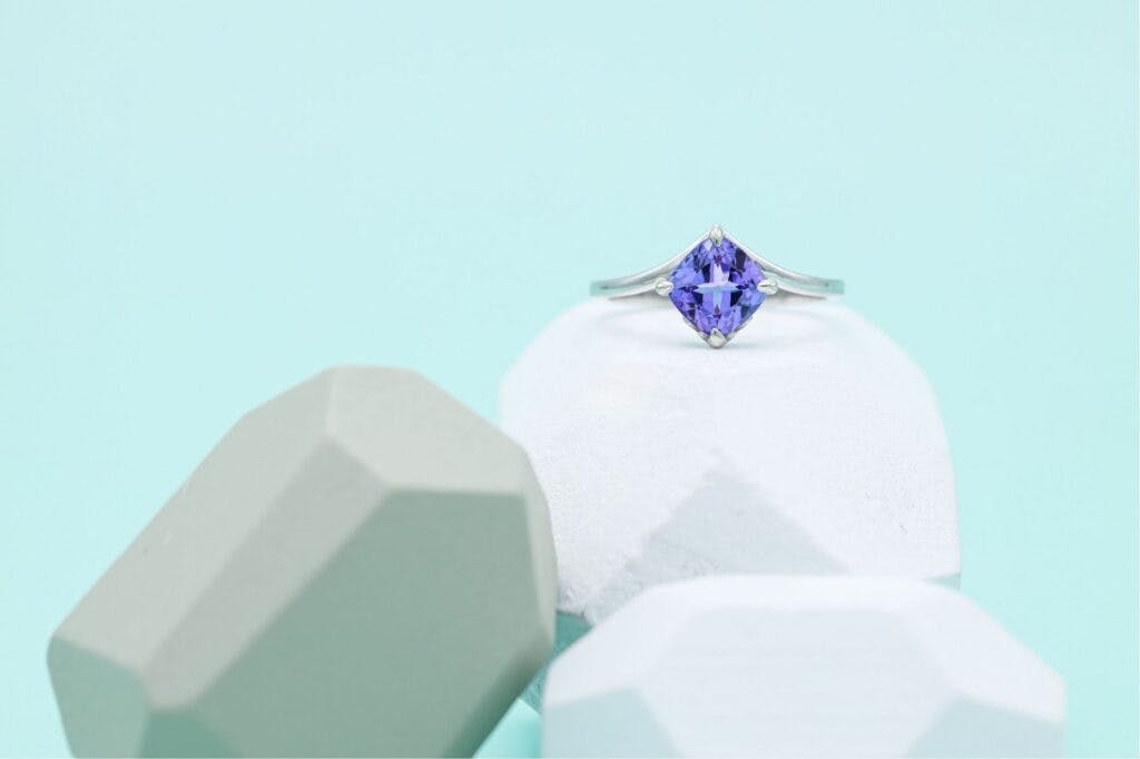 1311497 tanzanite custommade