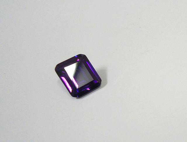 gem buyers - cut synthetic amethyst